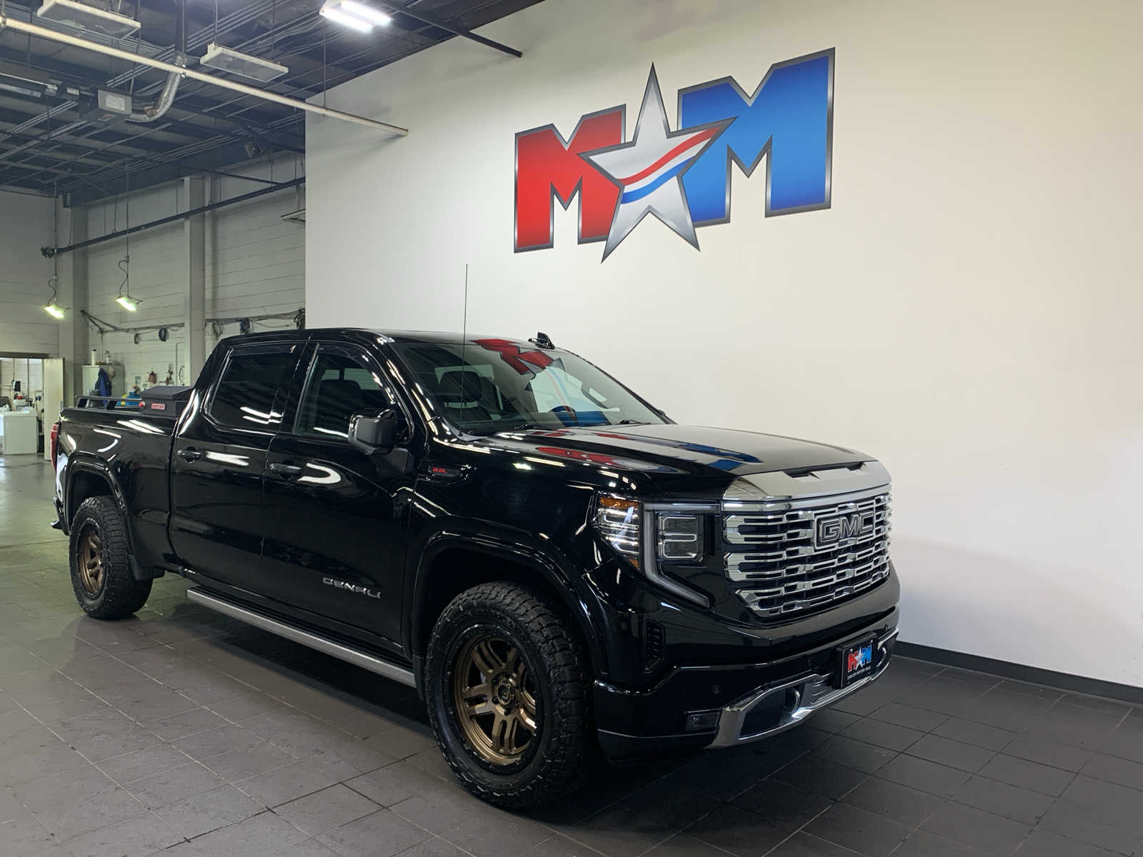 2023 Gmc Sierra 1500 Denali photo 2