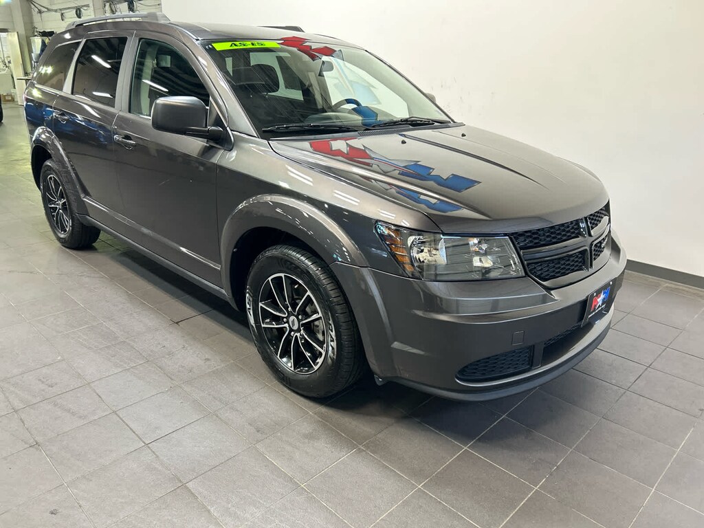Used 2018 Dodge Journey SE SUV