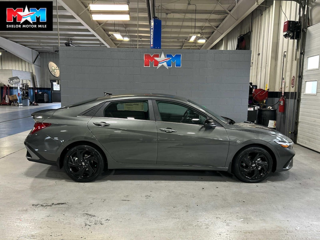 New 2026 Hyundai Elantra SEL Sport Premium Sedan