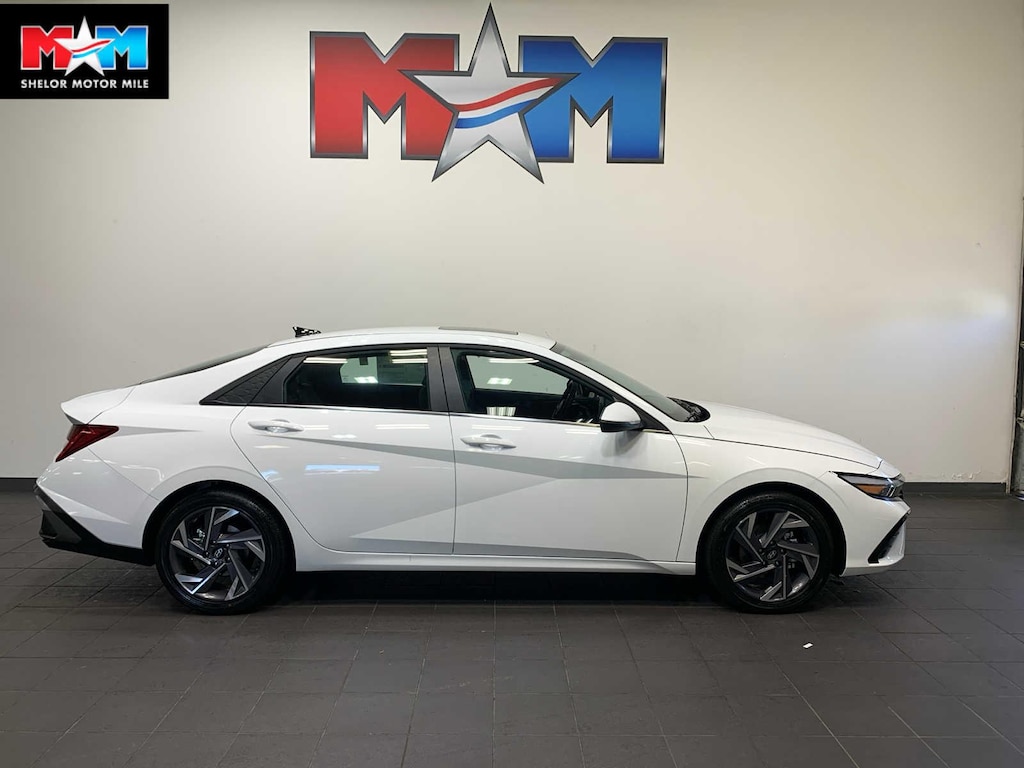 New 2025 Hyundai Elantra Hybrid Limited Sedan