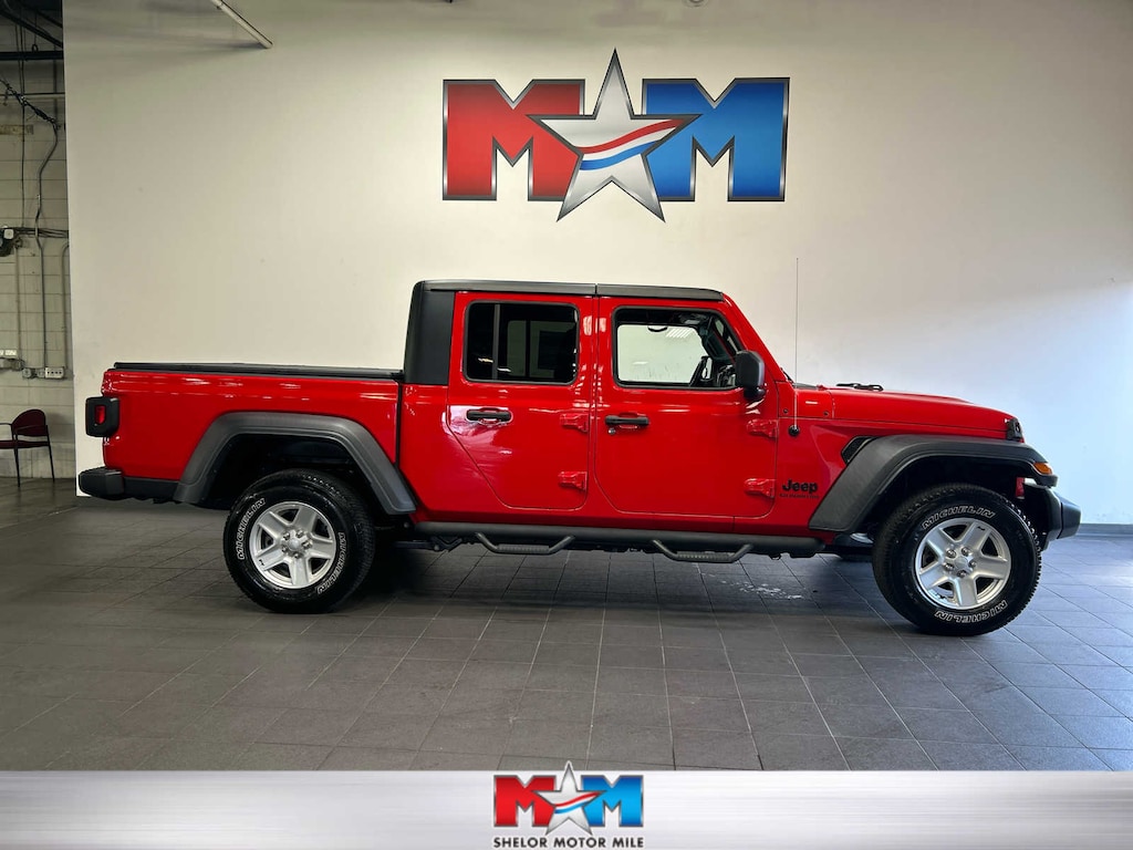 Used 2020 Jeep Gladiator Sport Truck Crew Cab