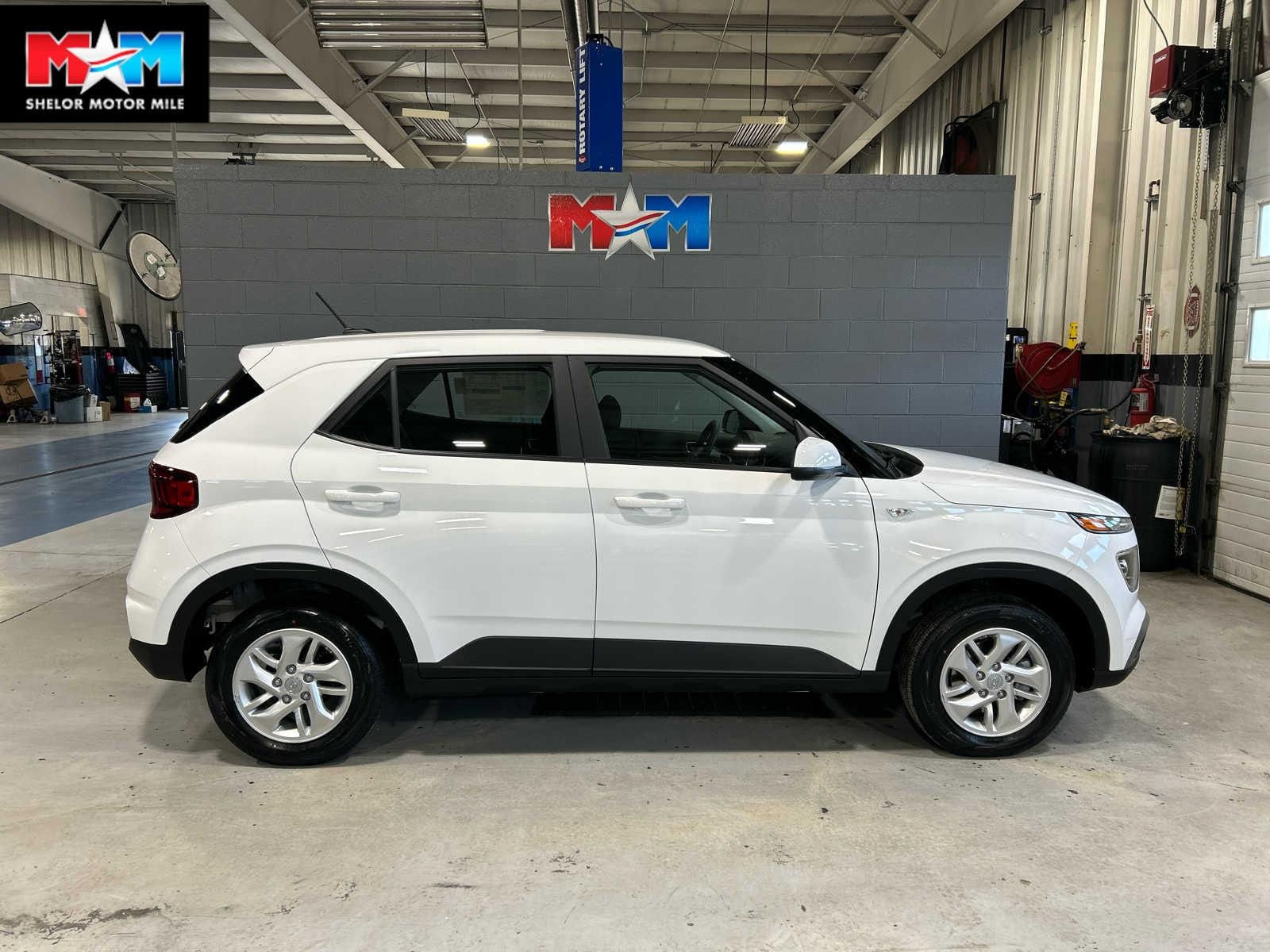 2026 Hyundai Venue SE