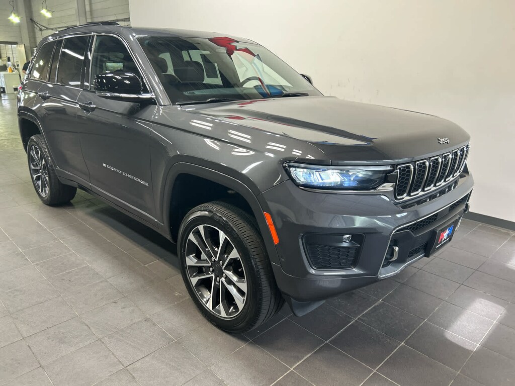 Used 2024 Jeep Grand Cherokee Overland SUV