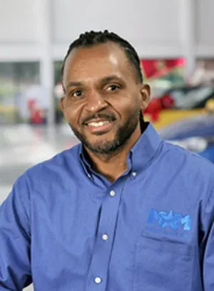 Staff member DEDRICK TAYLOR from ID_5c3a8c