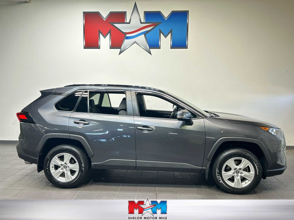 Used 2021 Toyota RAV4 XLE SUV