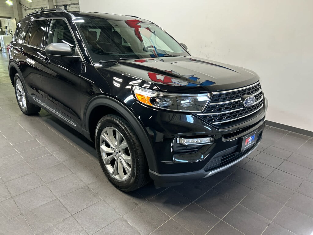 Used 2024 Ford Explorer XLT SUV