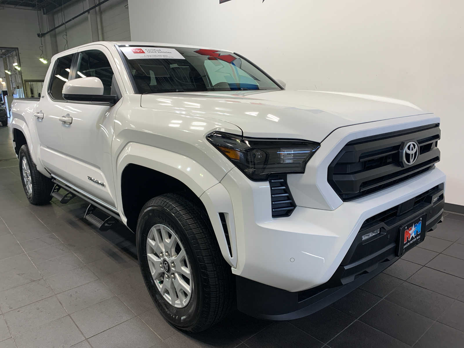 2024 Toyota Tacoma SR5 photo 2