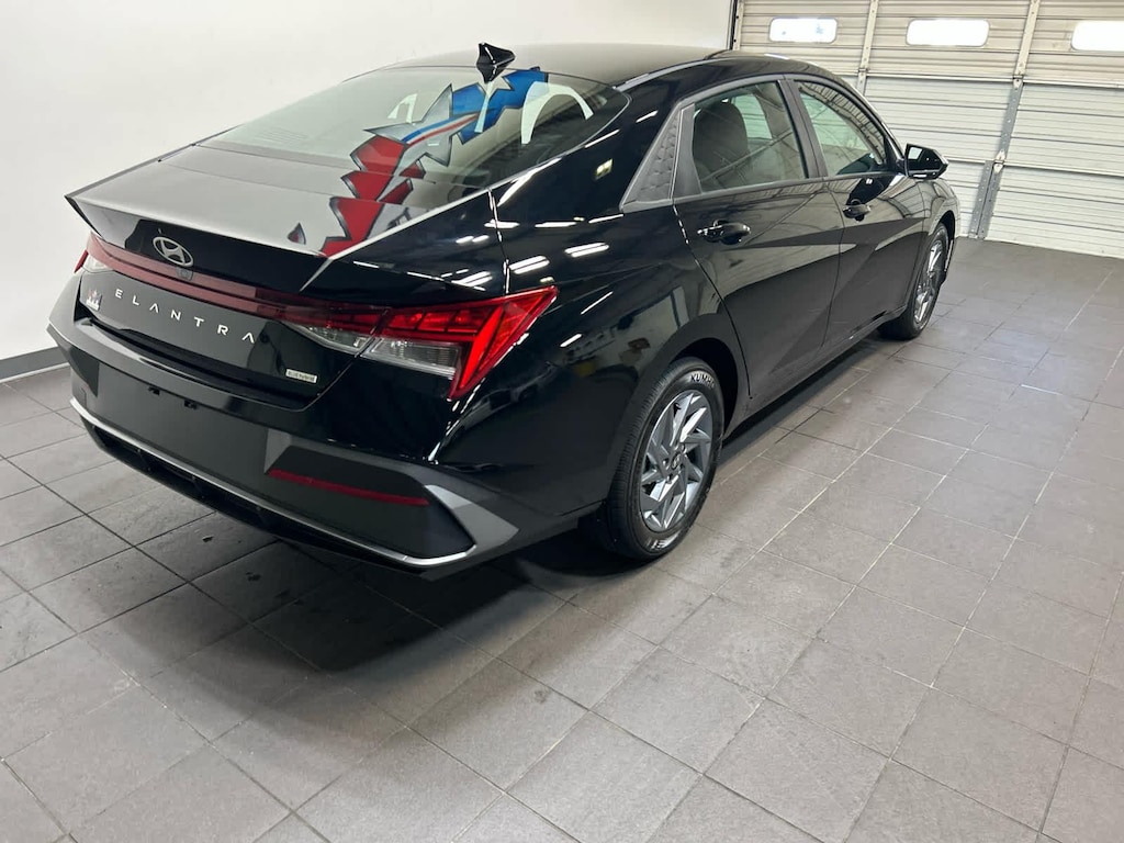 New 2026 Hyundai Elantra Hybrid Blue Sedan