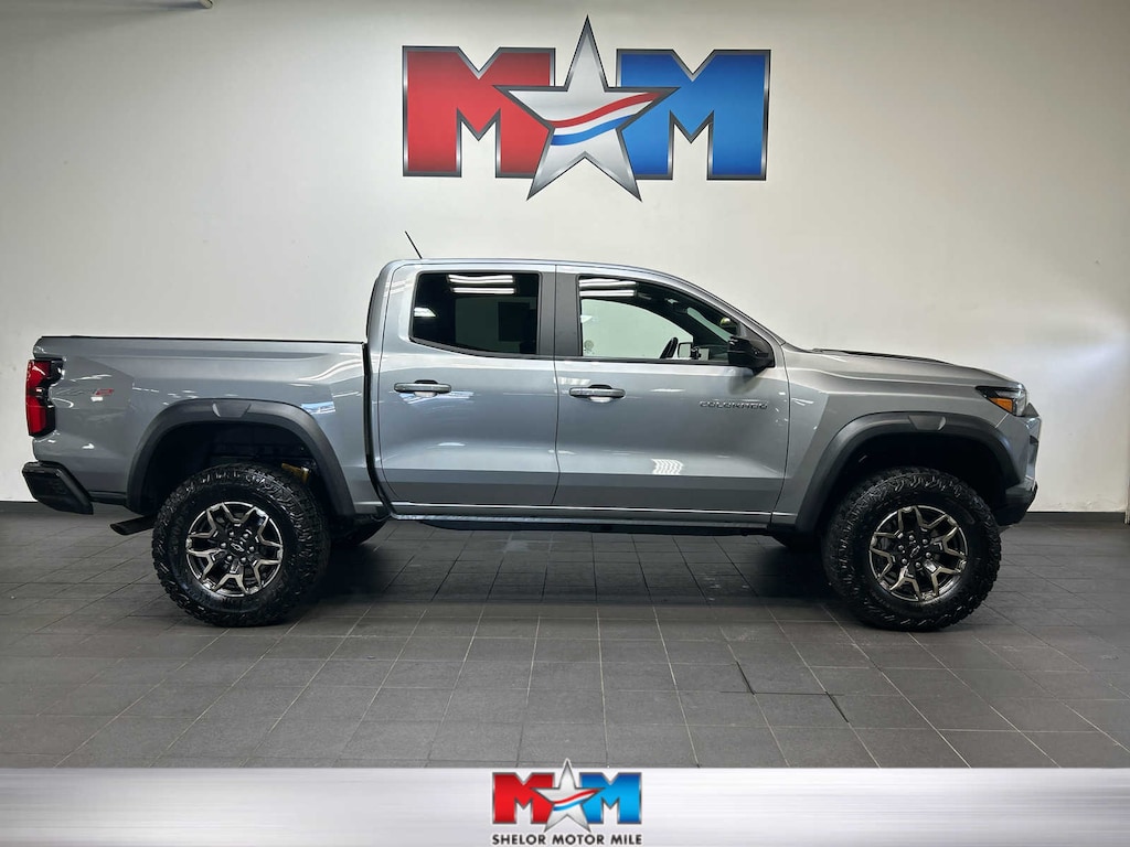 Used 2024 Chevrolet Colorado ZR2 Truck Crew Cab