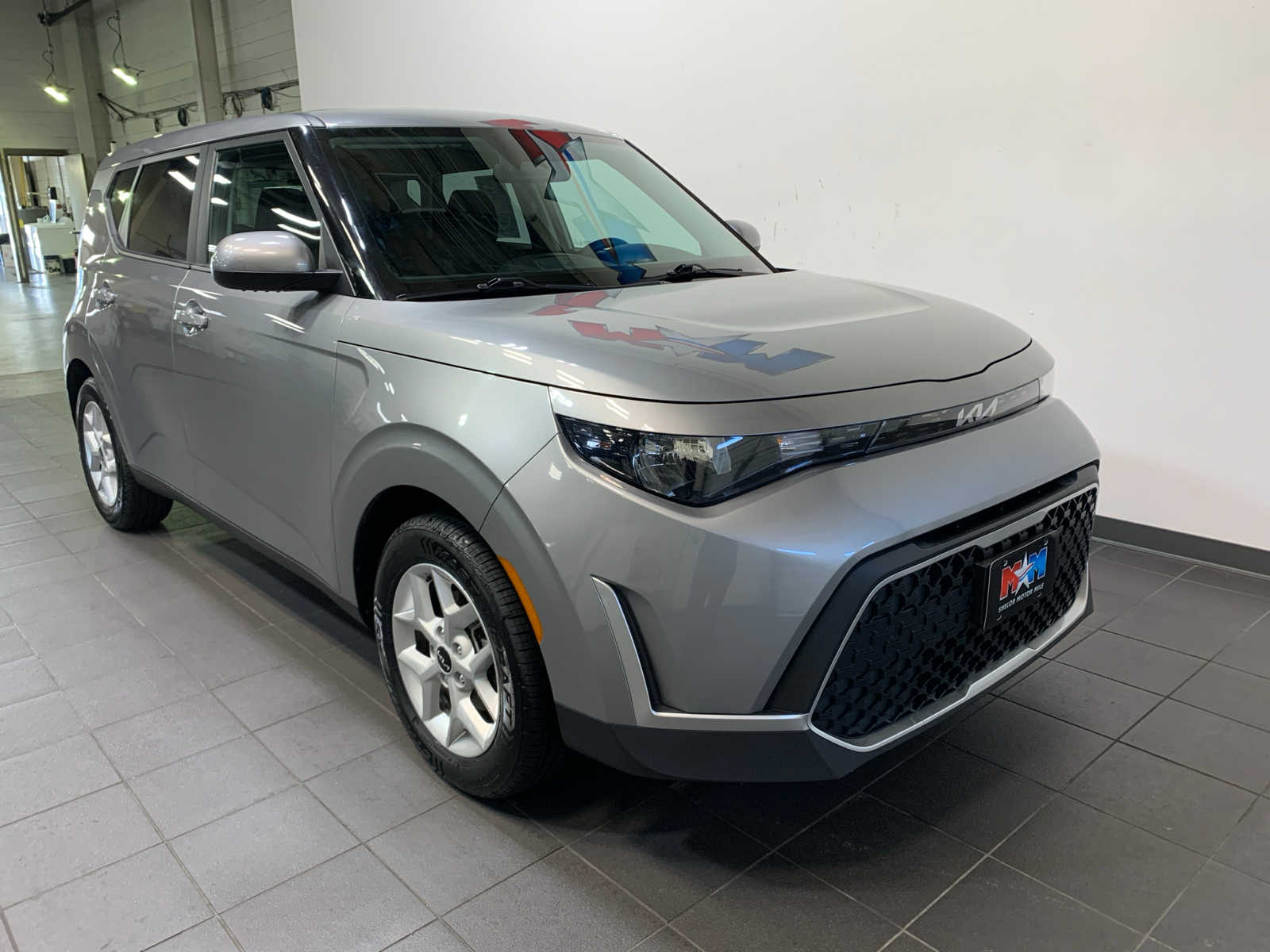 2023 Kia Soul LX photo 2