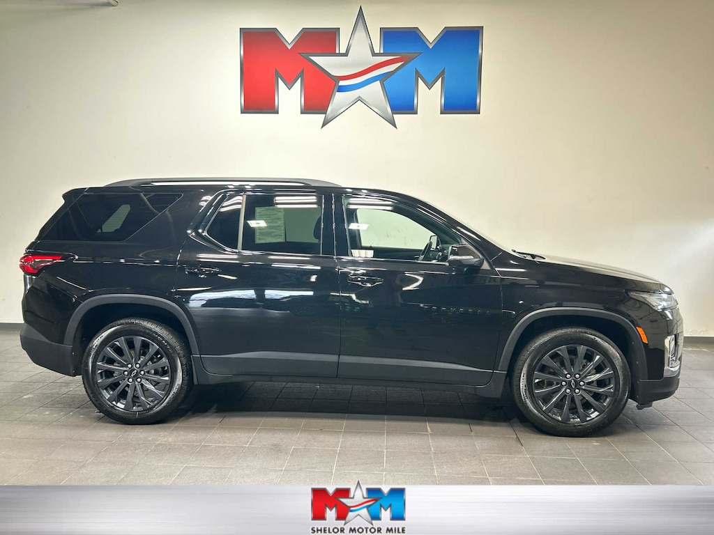 Used 2023 Chevrolet Traverse RS SUV