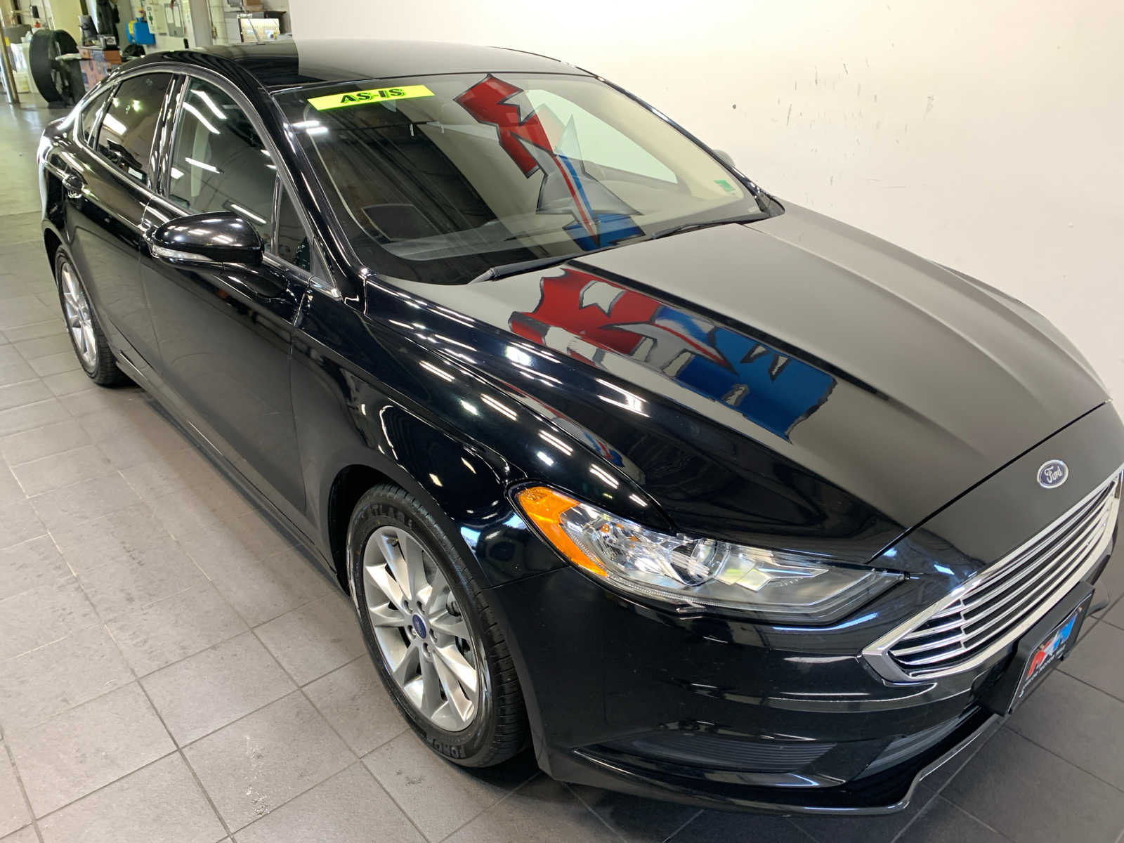 2017 Ford Fusion SE photo 2