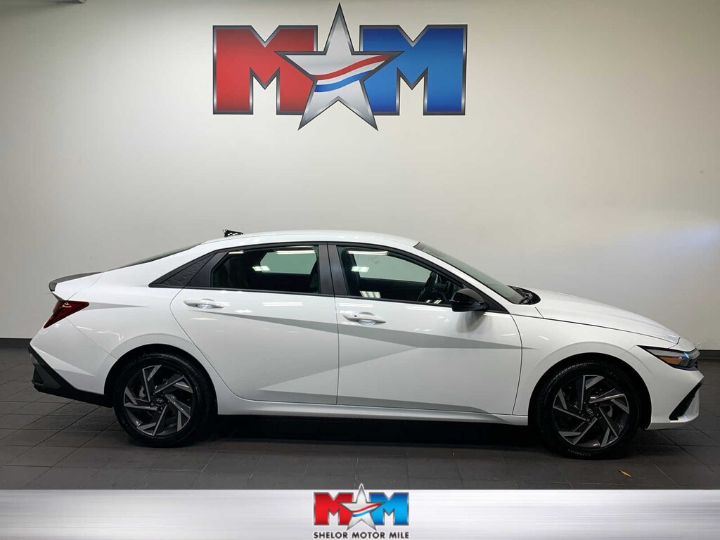 Used 2025 Hyundai Elantra SEL Sport Sedan