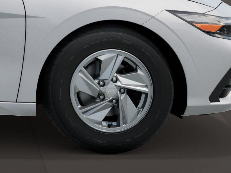 2026 Hyundai Elantra SE - Photo 8