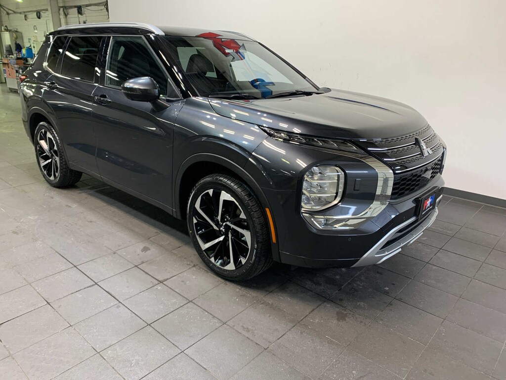 Used 2024 Mitsubishi Outlander SEL SUV
