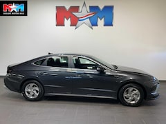 2026 Hyundai Sonata SE Sedan