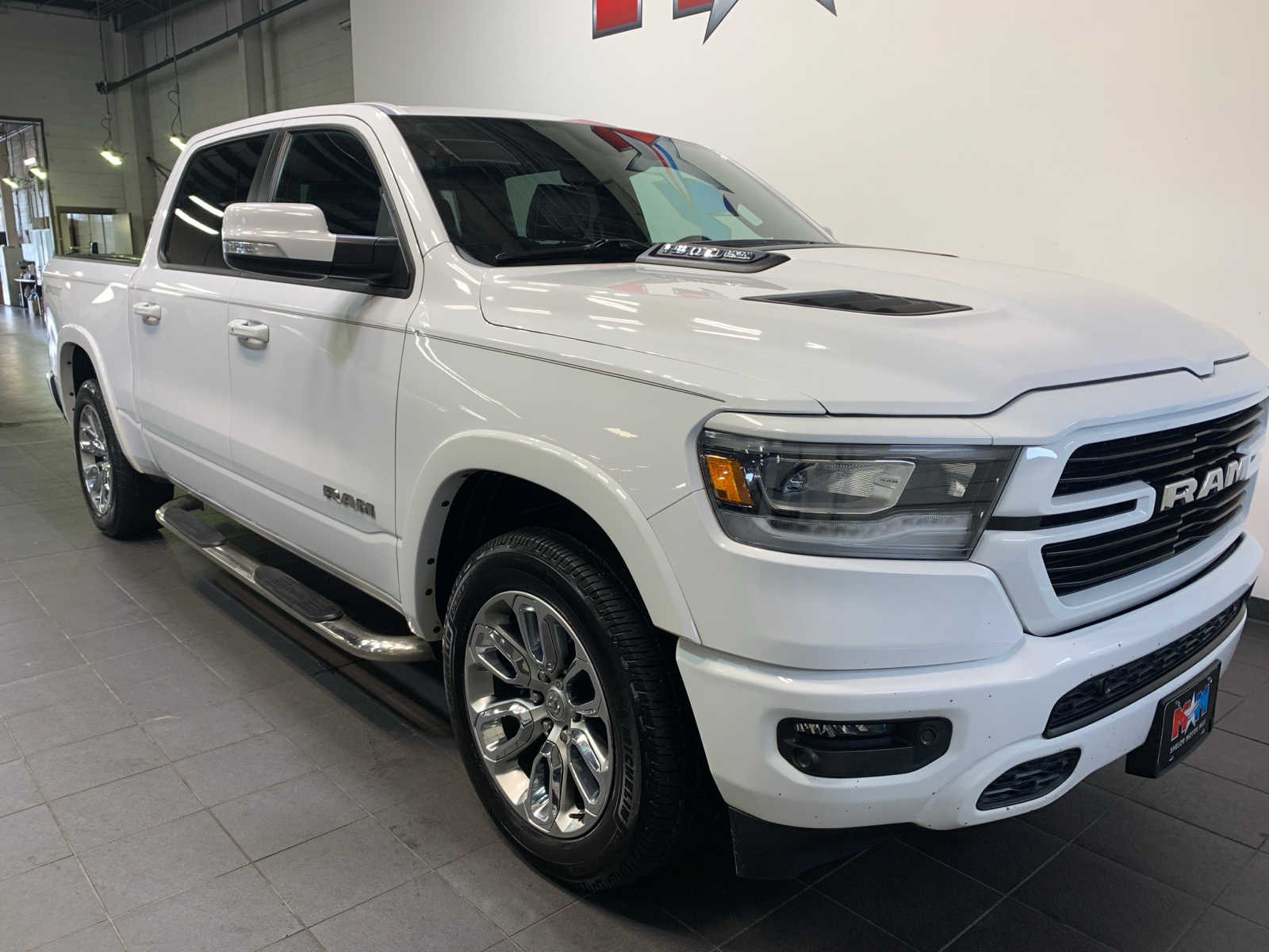 2022 Ram 1500 Laramie photo 2
