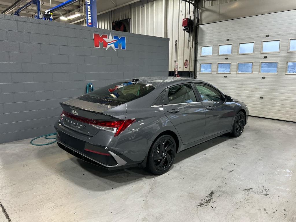 New 2026 Hyundai Elantra SEL Sport Premium Sedan