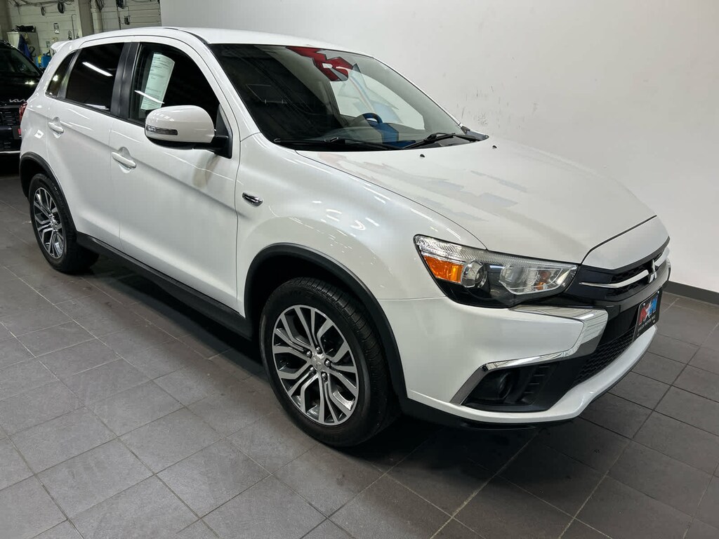 Used 2018 Mitsubishi Outlander Sport 2.0 ES CUV