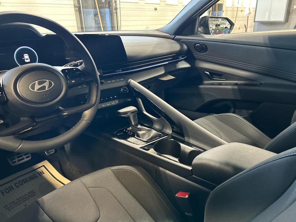 New 2026 Hyundai Elantra Hybrid SEL Sport Sedan