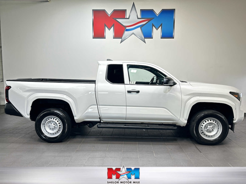 Used 2025 Toyota Tacoma SR Truck XtraCab