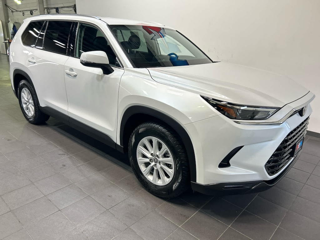 Used 2024 Toyota Grand Highlander XLE SUV