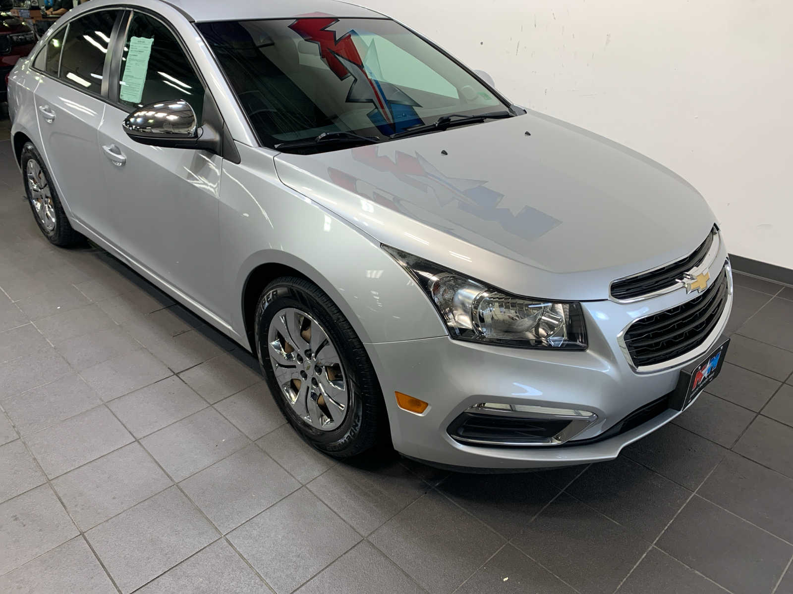 2016 Chevrolet Cruze LS photo 2