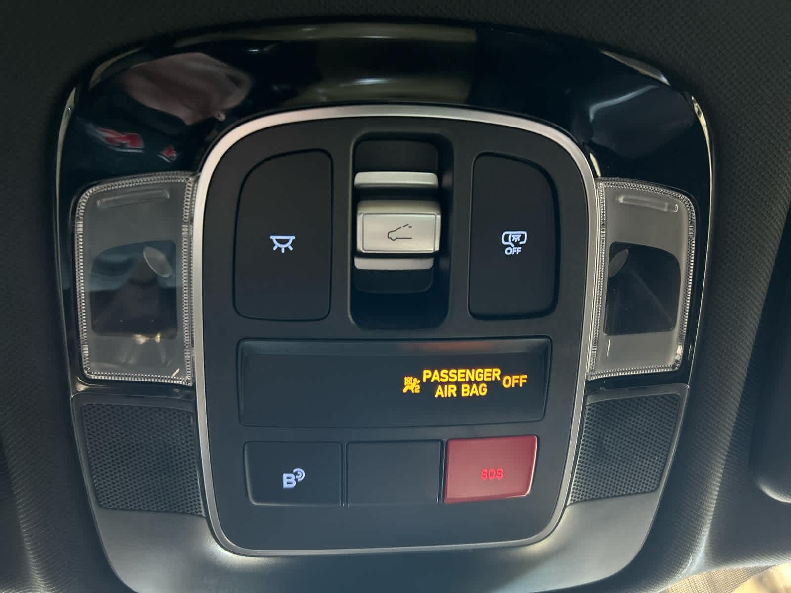 2026 Hyundai Santa Cruz Limited - Photo 7