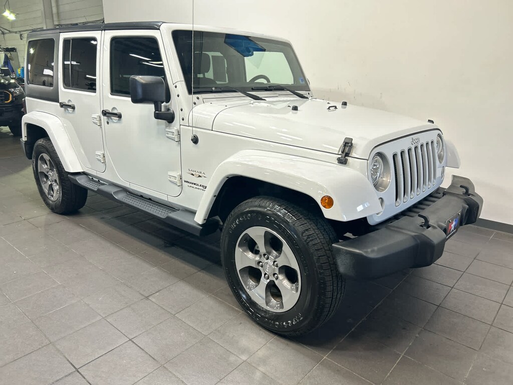 Used 2018 Jeep Wrangler JK Unlimited Sahara 4x4 SUV