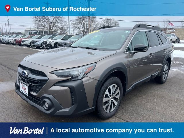 2023 Subaru Outback Premium's photo