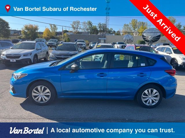2023 Subaru Impreza Base photo 2