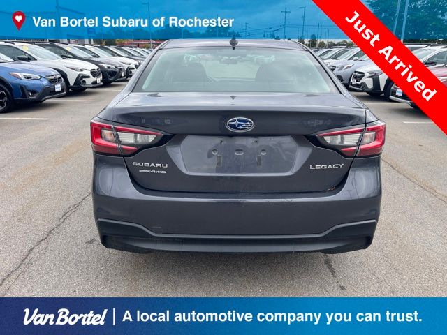 2022 Subaru Legacy Premium photo 4