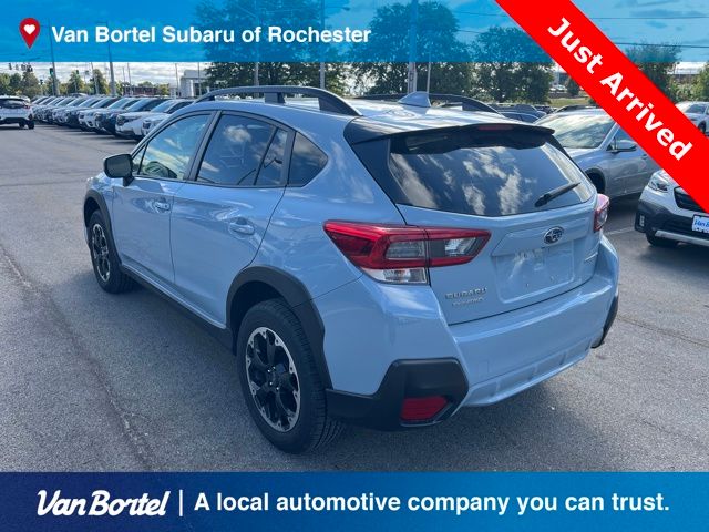 2022 Subaru Crosstrek Premium photo 3