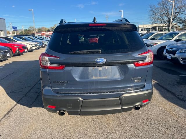 2023 Subaru Ascent Onyx Edition photo 3