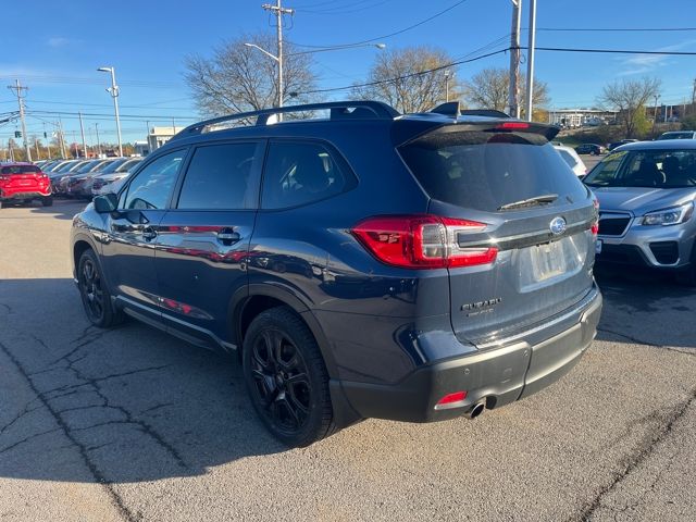 2023 Subaru Ascent Onyx Edition photo 2