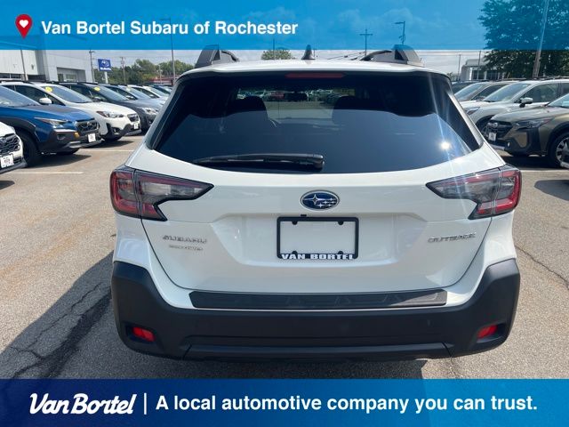 2024 Subaru Outback Premium photo 3