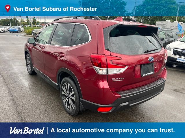2023 Subaru Forester Limited photo 3
