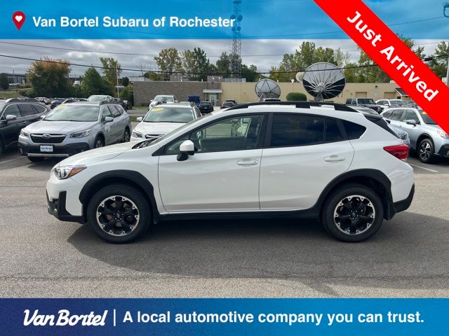 2023 Subaru Crosstrek Premium photo 2