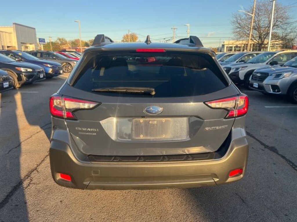 Used 2025 Subaru Outback Premium SUV