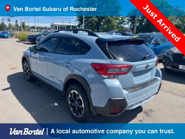 2022 Subaru Crosstrek Premium photo 3