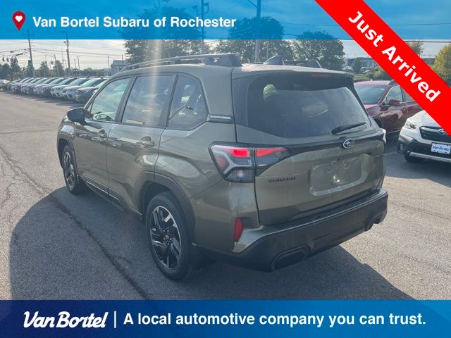 2025 Subaru Forester Limited photo 3
