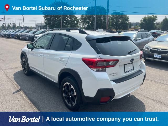 2023 Subaru Crosstrek Premium photo 3