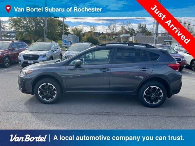 2023 Subaru Crosstrek Premium photo 2
