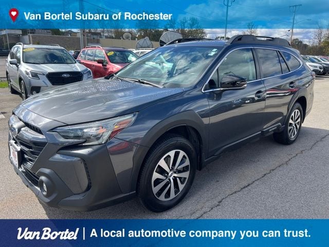 2023 Subaru Outback Premium's photo