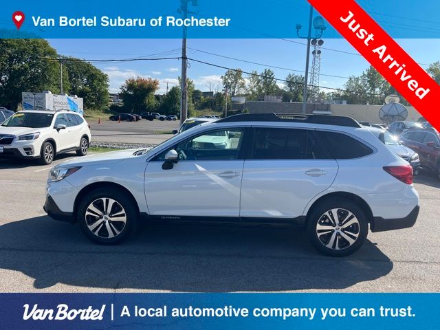 2019 Subaru Outback 2.5i photo 2