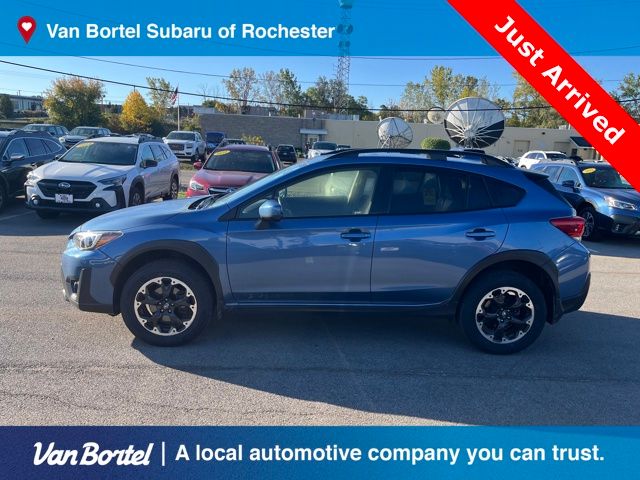 2023 Subaru Crosstrek Premium photo 2