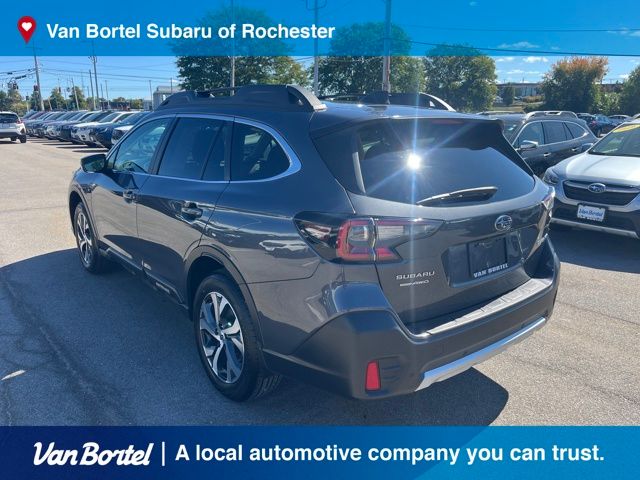 2022 Subaru Outback Limited photo 2