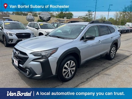 Used 2025 Subaru Outback Premium SUV for Sale in Rochester, NY