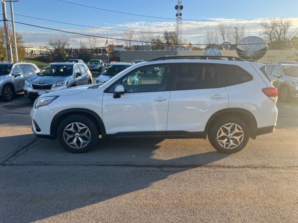 Used 2023 Subaru Forester Premium SUV