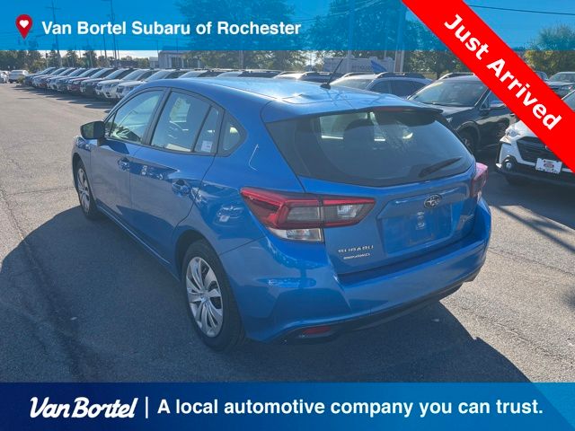 2023 Subaru Impreza Base photo 3